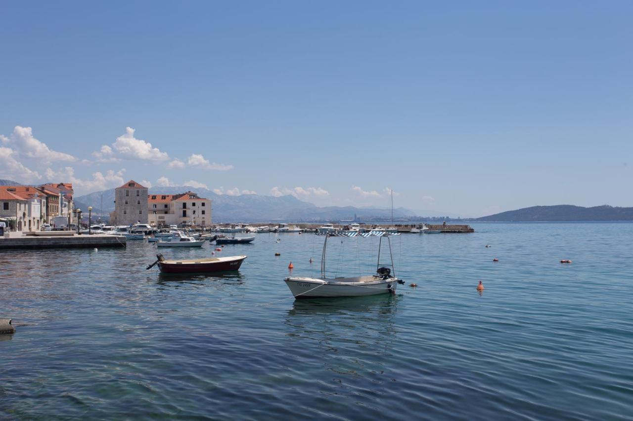 Amaizing Apartment Near Airport Kastel Stafilic ภายนอก รูปภาพ