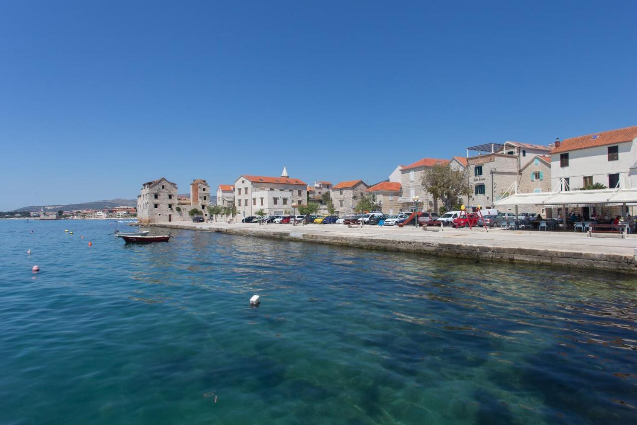 Amaizing Apartment Near Airport Kastel Stafilic ภายนอก รูปภาพ