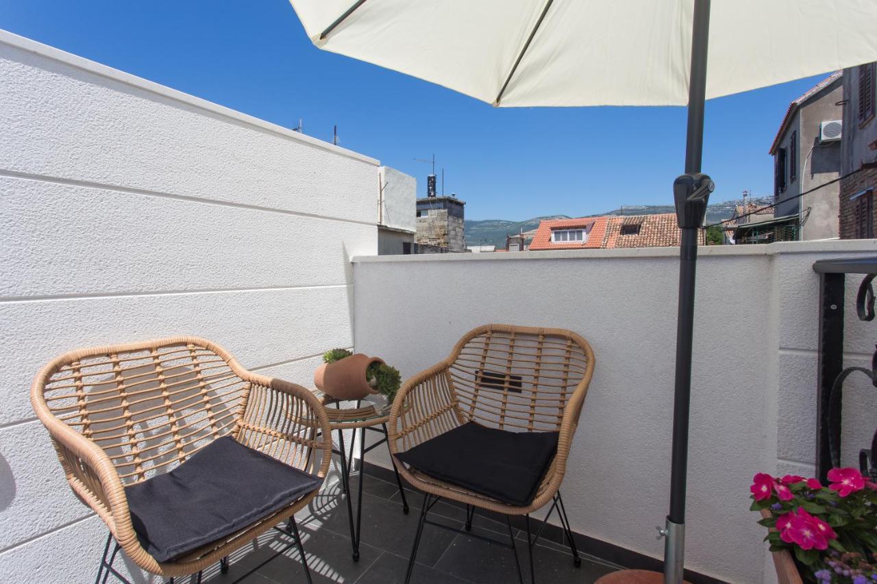Amaizing Apartment Near Airport Kastel Stafilic ภายนอก รูปภาพ